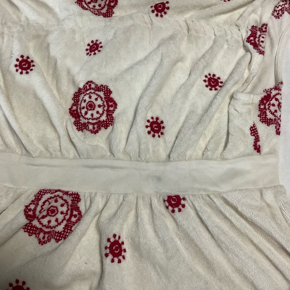 Vintage Juicy Couture Ivory Zip-Up with Red Floral Design Vest - Picture 7 of 7